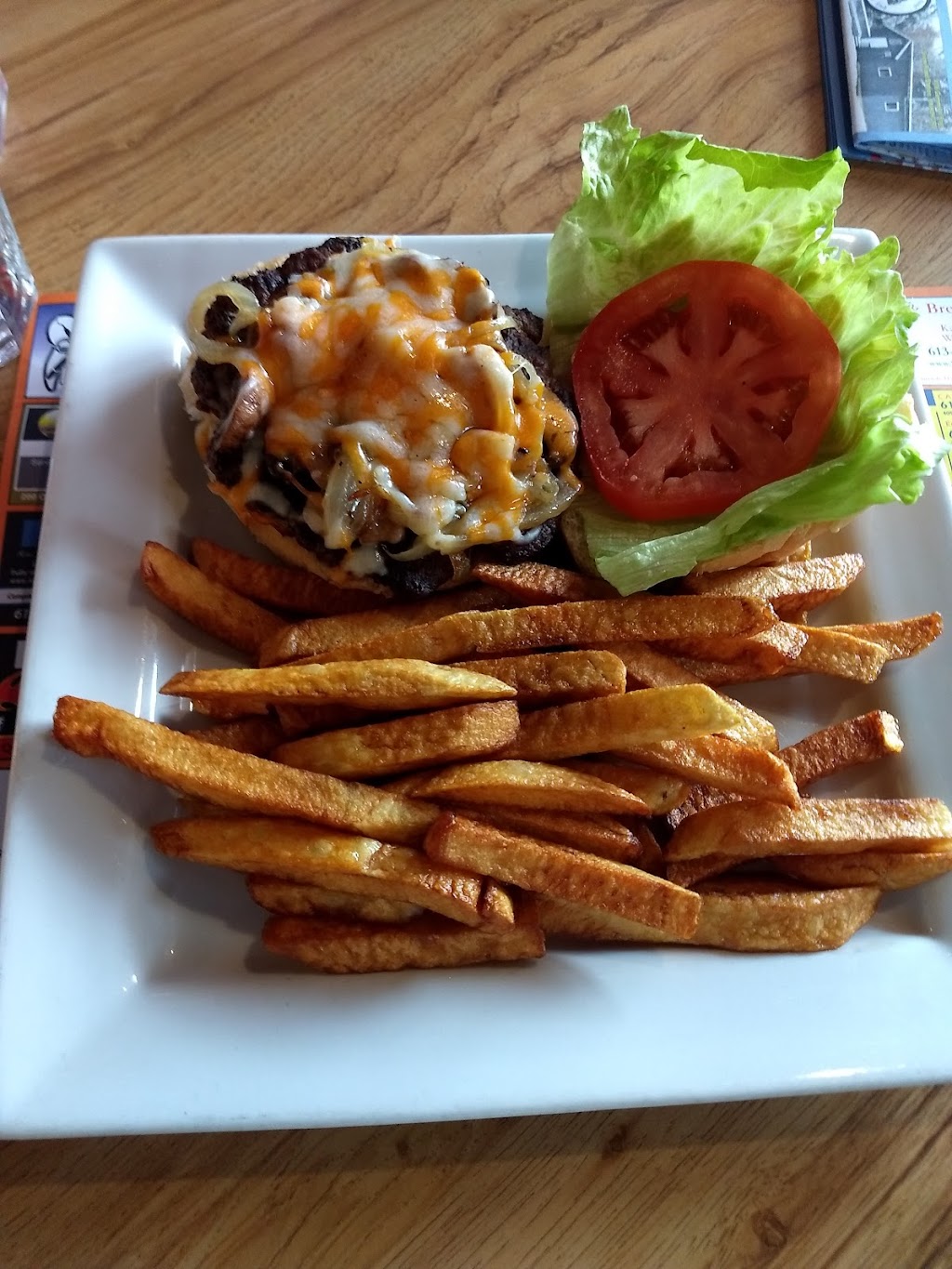 Balmoral Hotel | 16 Opeongo Square, Barrys Bay, ON K0J 1B0, Canada | Phone: (613) 756-5162