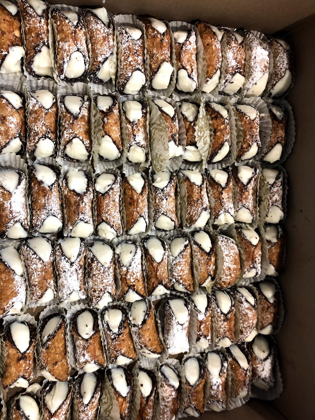 Roots Baker | 5 Peridot Rd, Brampton, ON L6P 0Z6, Canada | Phone: (647) 625-3726