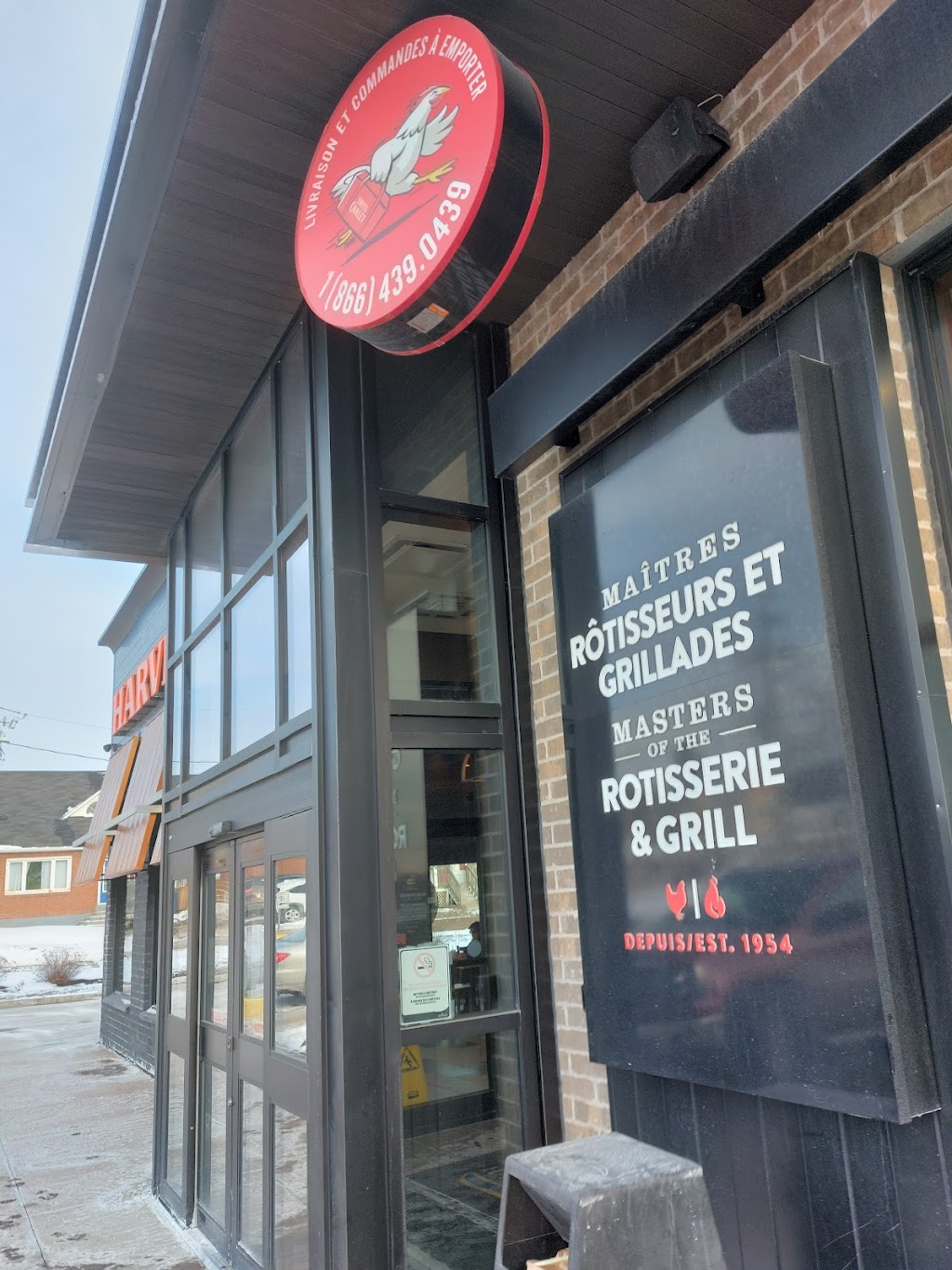 Swiss Chalet | 80 Champlain St, Dieppe, NB E1A 1N3, Canada | Phone: (506) 859-8608