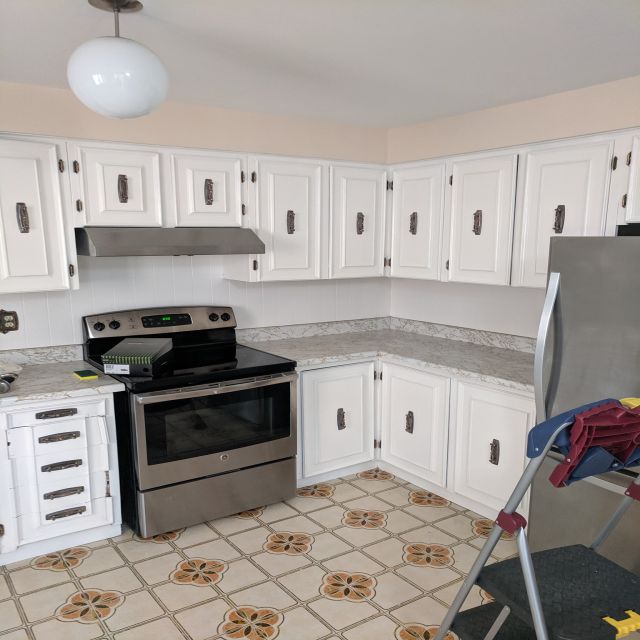 Painters Kitchener | 300 Brembel Crescent, Kitchener, ON N2B 3W9, Canada | Phone: (226) 210-2656