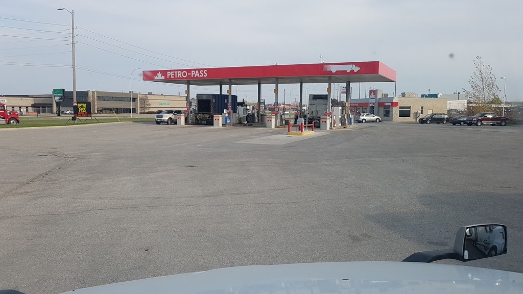 Petro-Pass Truck Stop | 425 Oak Point Hwy, Winnipeg, MB R2R 1T9, Canada | Phone: (204) 694-3835