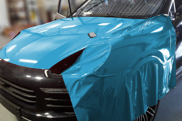 Chic Wrap | 14 Simmons Crescent, Aurora, ON L4G 6B4, Canada | Phone: (647) 402-3181