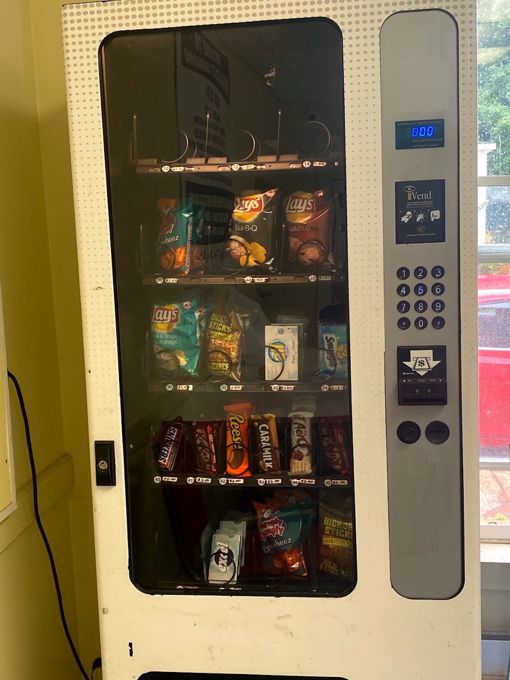 Queen Street Laundromat | 31 Queen St, Bridgetown, NS B0S 1C0, Canada | Phone: (902) 414-4763