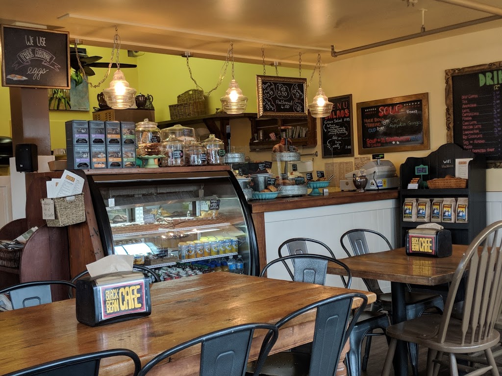 Black Bean Cafe | 467 Marine Dr, Gibsons, BC V0N 1V1, Canada | Phone: (604) 886-1716