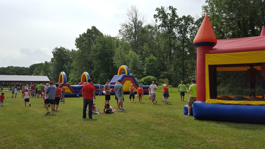 Port Franks Community Centre | 9997 Port Franks Rd, Port Franks, ON N0M 2L0, Canada | Phone: (519) 243-3733