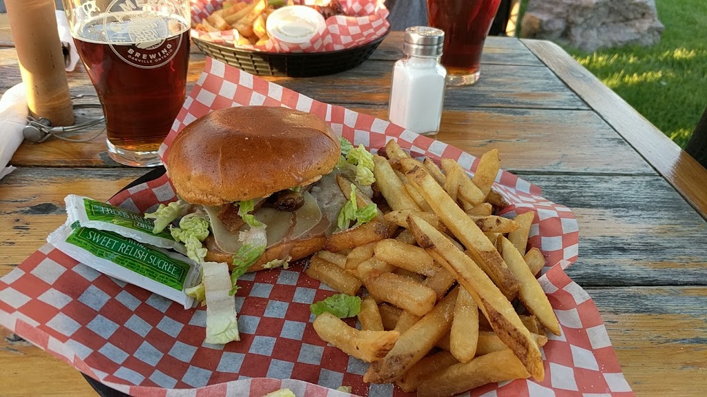 Mainstreet Landing | 1939 Lakehurst Rd, Buckhorn, ON K0L 1J0, Canada | Phone: (705) 657-9094