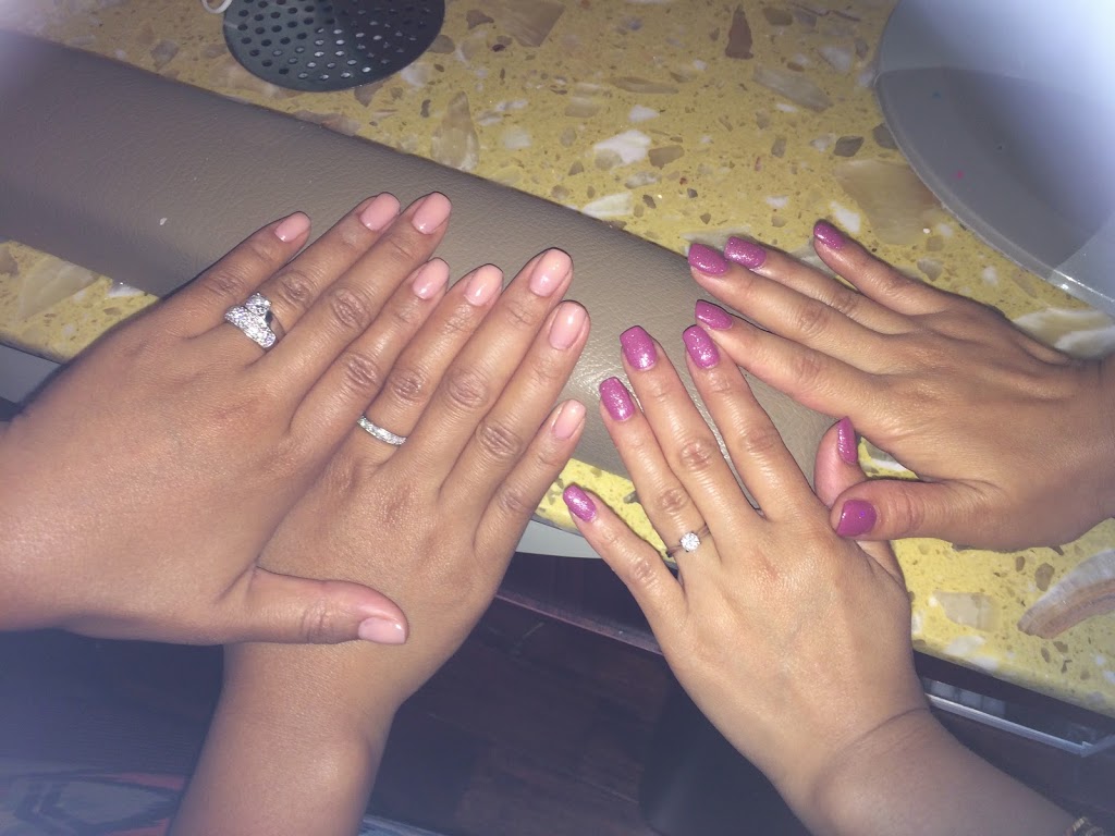 Sarets Paradise Nails | 9 Glenview Crt, St. Thomas, ON N5R 5N7, Canada | Phone: (519) 854-8701