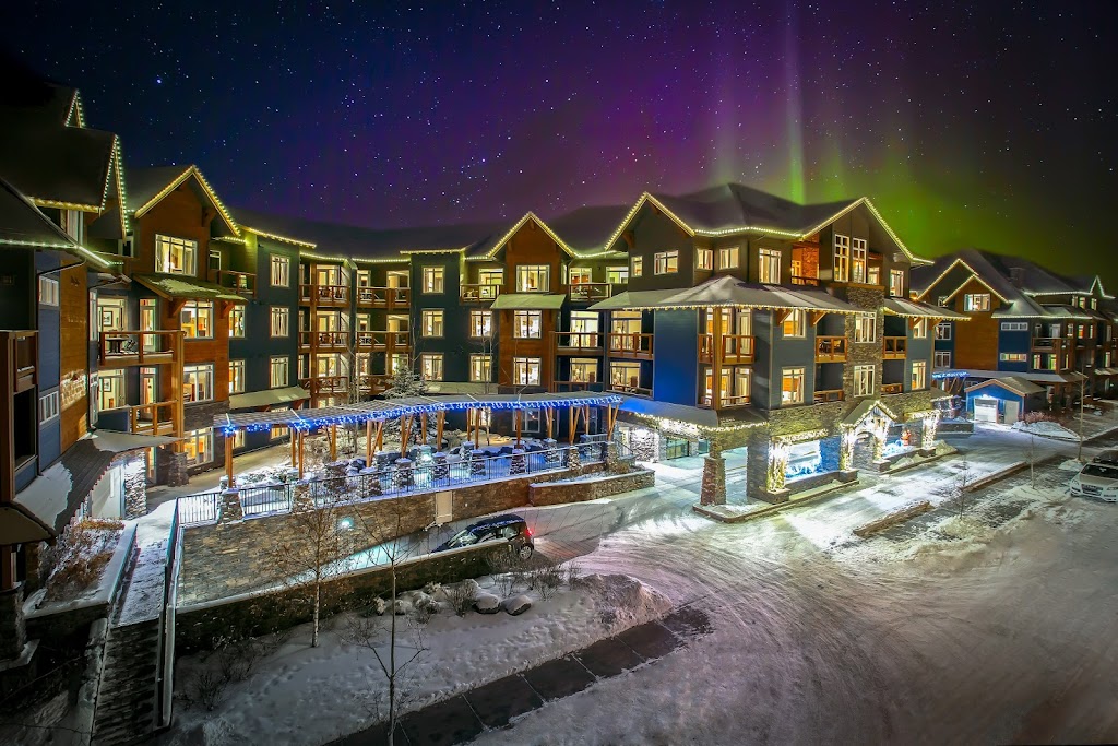 Blackstone Mountain Lodge by CLIQUE | 170 Kananaskis Way, Canmore, AB T1W 0A8, Canada | Phone: (403) 609-8098