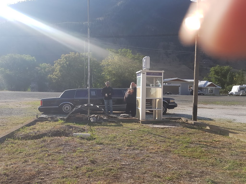 Baits Motel | 3717 Riverview Ave, Spences Bridge, BC V0K 2L0, Canada | Phone: (250) 458-2223