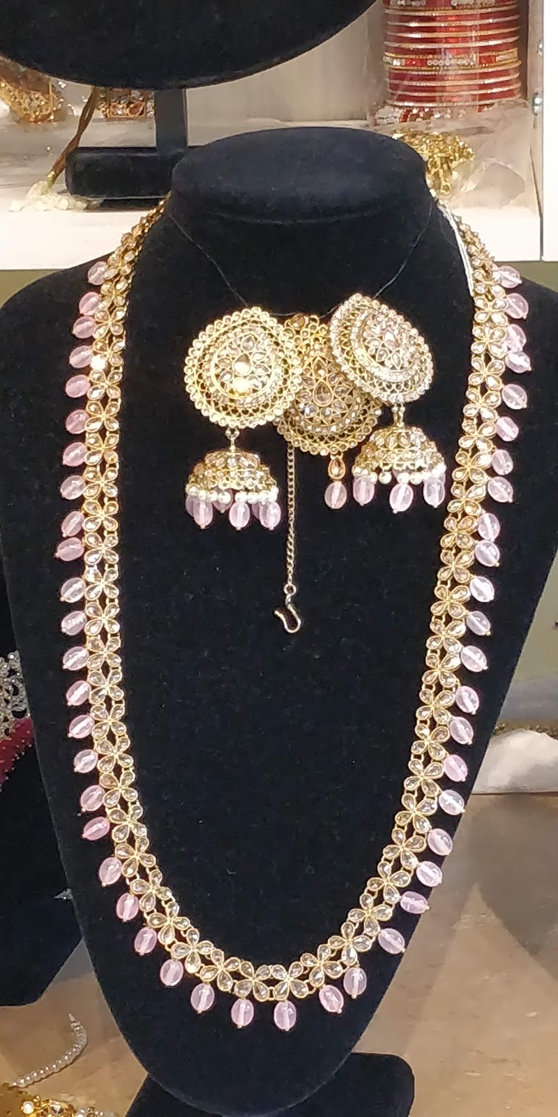 Shanai Bangles Bridal Boutique | 1272 Main St E, Milton, ON L9T, Canada | Phone: (905) 616-3951