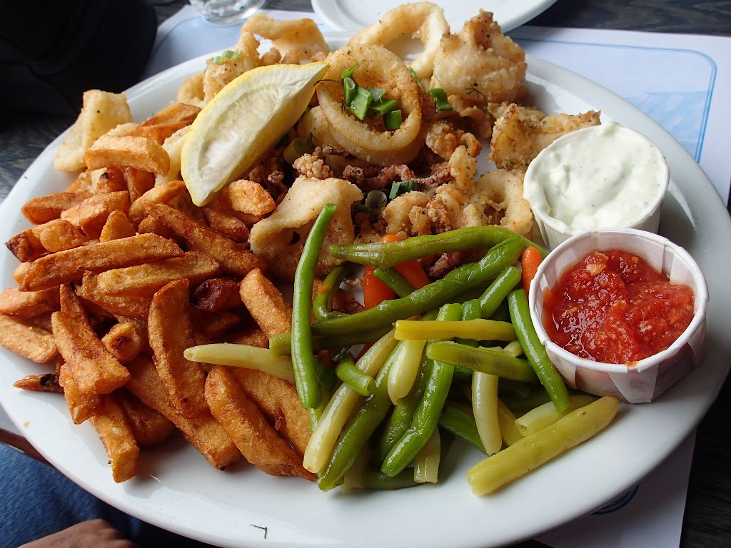 Restaurant Cape Cod | 160 Rue Sainte-Anne, Sainte-Anne-de-Bellevue, QC H9X 1M6, Canada | Phone: (514) 457-0081