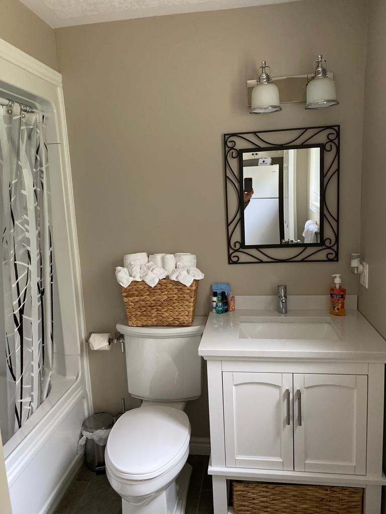 Silver Lining Lakeside Retreat | 1582 Bruce Rd 1, Holyrood, ON N0G 2B0, Canada | Phone: (226) 995-1000