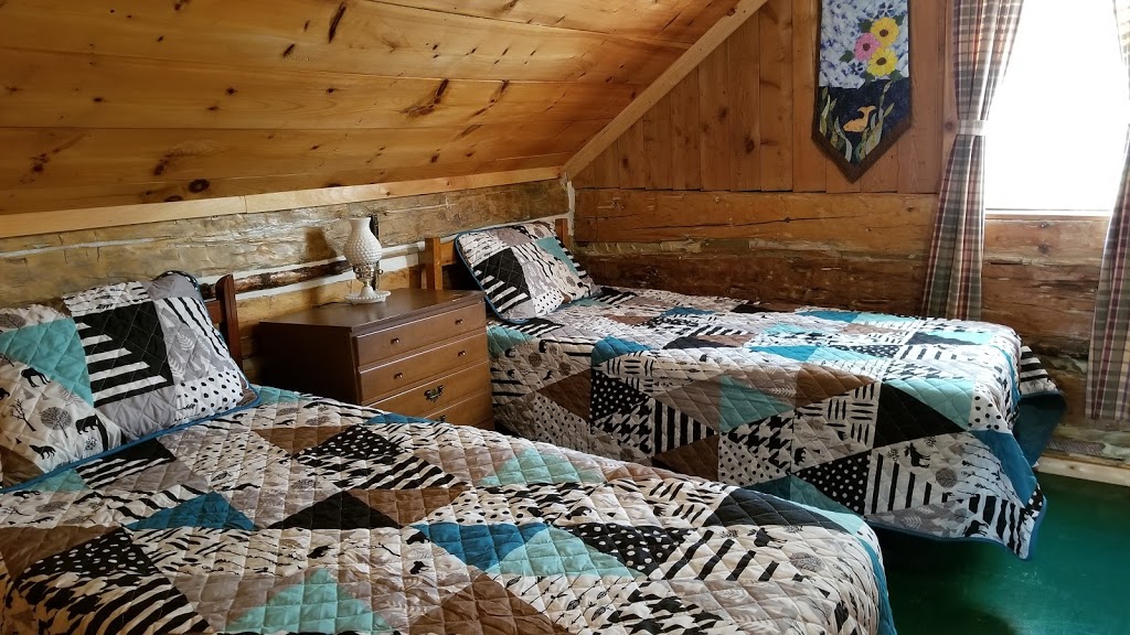 Pleasantview Lodge | 1614c Brule Lake Rd, Plevna, ON K0H 2M0, Canada | Phone: (613) 479-0350