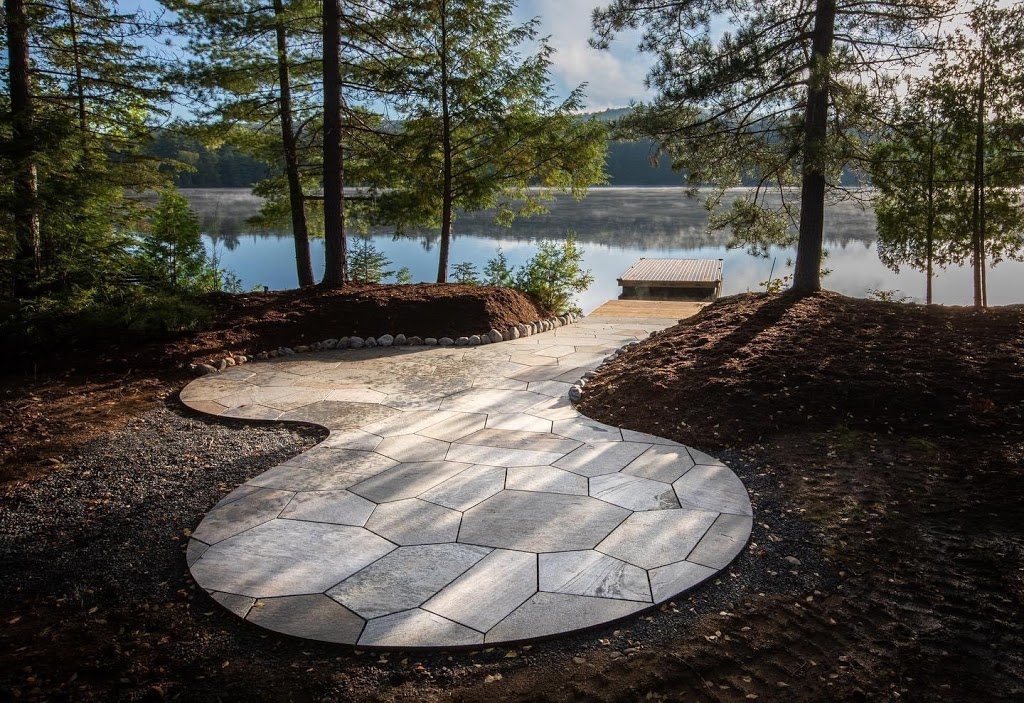 Rock Interlock | 15 Bickley Country Dr, Huntsville, ON P1H 1Y4, Canada | Phone: (705) 783-8230