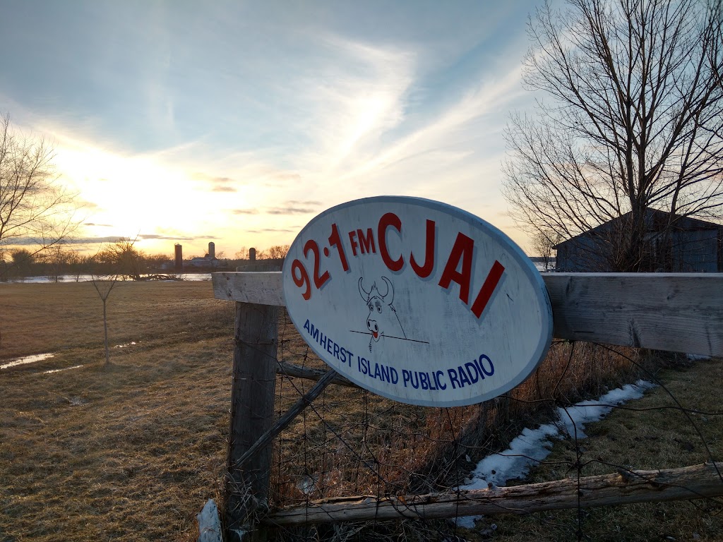 Amherst Island Radio Inc | 5830 Front Rd, Stella, ON K0H 2S0, Canada | Phone: (613) 384-8282