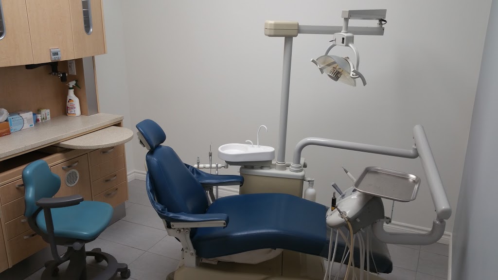 Happy Smile Denture Clinic | 2354 Major MacKenzie Dr W, Maple, ON L6A 3Y7, Canada | Phone: (905) 303-5550