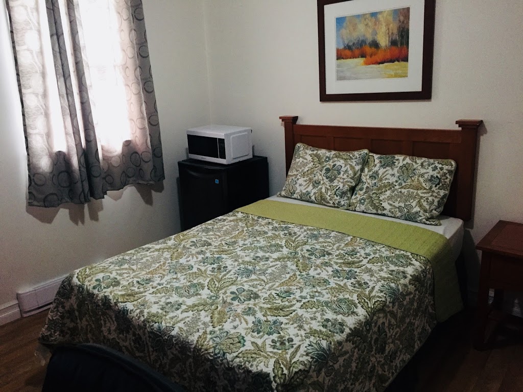 Mariner Motel | 1252 Dundas St, Woodstock, ON N4S 7V9, Canada | Phone: (519) 537-5332