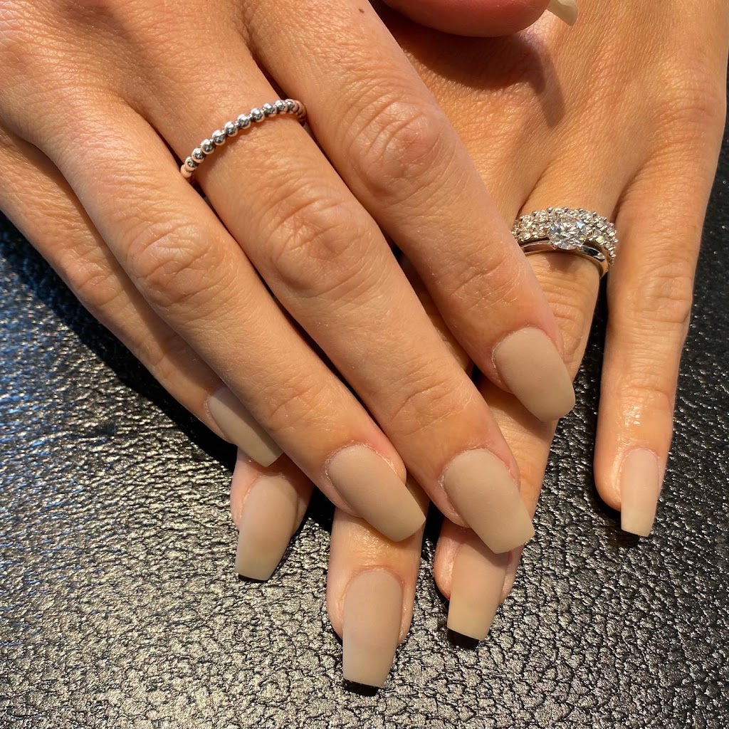 Nails For You | 1250 S Service Rd, Mississauga, ON L5E 1V4, Canada | Phone: (905) 990-2192