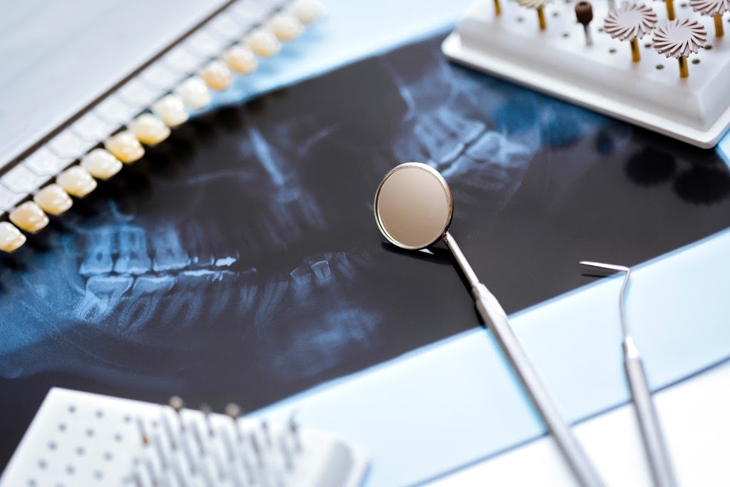Airdrie Family Dentist by ConfiDENTAL | 28 Gateway Dr NE Unit 101, Airdrie, AB T4B 0J6, Canada | Phone: (587) 853-6722