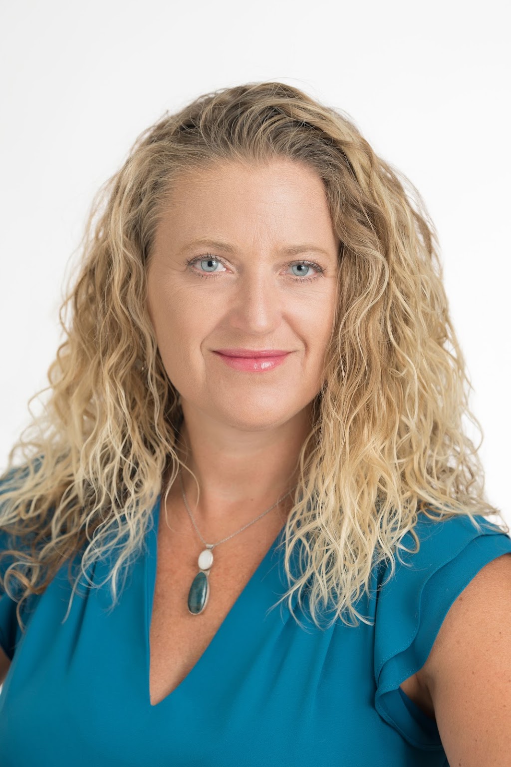 Dr Stacey Neilson | 6135 Metral Dr Unit 102, Nanaimo, BC V9T 2L7, Canada | Phone: (250) 390-2003