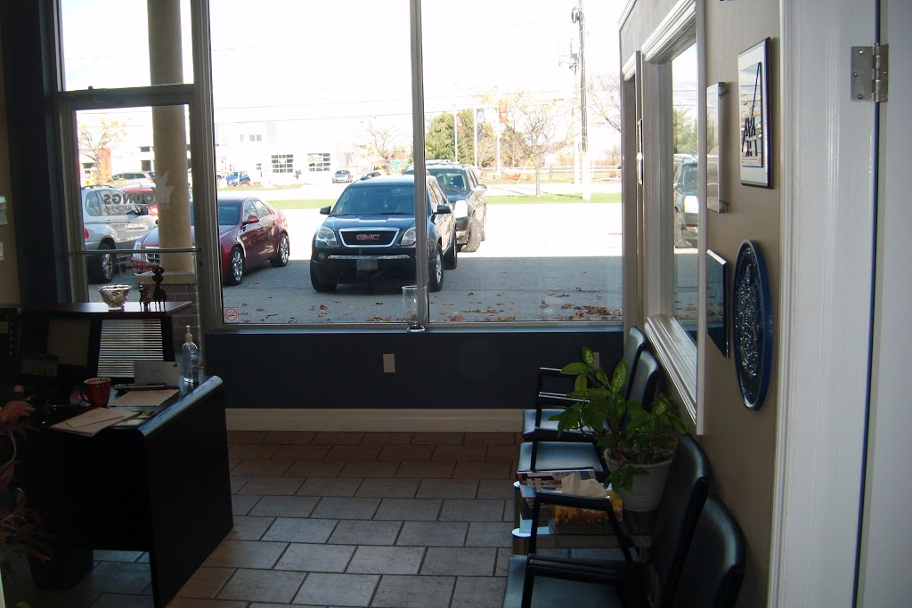 Youngs Insurance Brokers | 9733 Tecumseh Rd E Unit 6, Windsor, ON N8R 1A1, Canada | Phone: (519) 979-9989