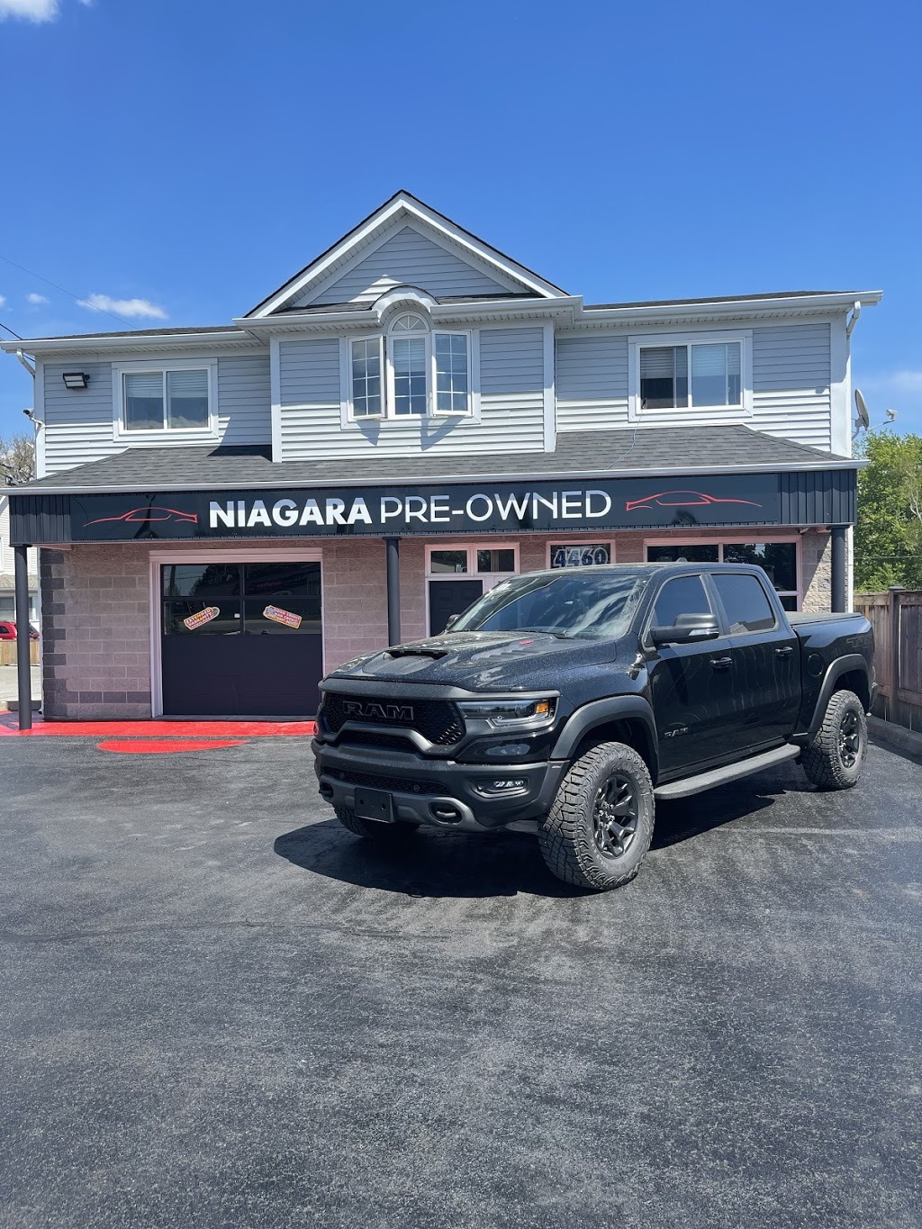 NIAGARA PRE-OWNED | 4460 Drummond Rd, Niagara Falls, ON L2E 6C7, Canada | Phone: (905) 357-2277