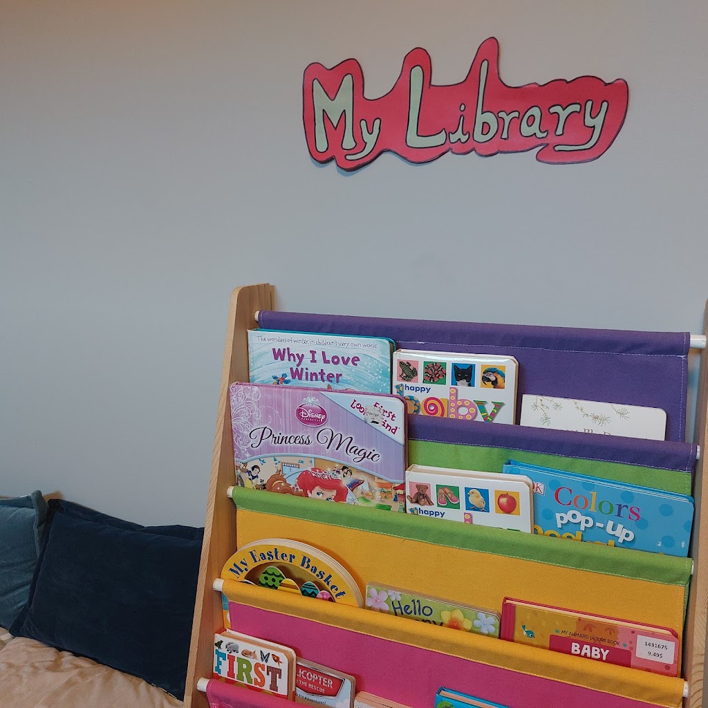 Minions Dayhome | 826 Nolan Hill Blvd NW, Calgary, AB T3R 0W1, Canada | Phone: (403) 836-3298