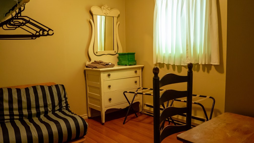 Youbou Guest House | 10331 Youbou Rd, Youbou, BC V0R 3E1, Canada | Phone: (250) 710-0207