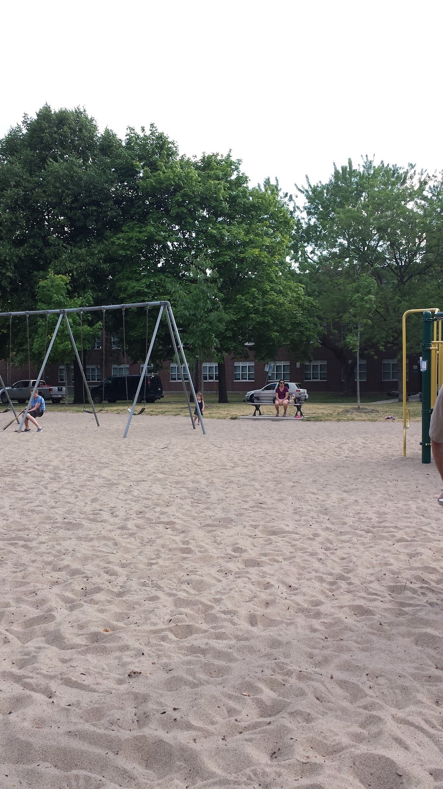 Carlton Park | 20 Edith Ave, Toronto, ON M6P 3T5, Canada | Phone: (416) 338-4386