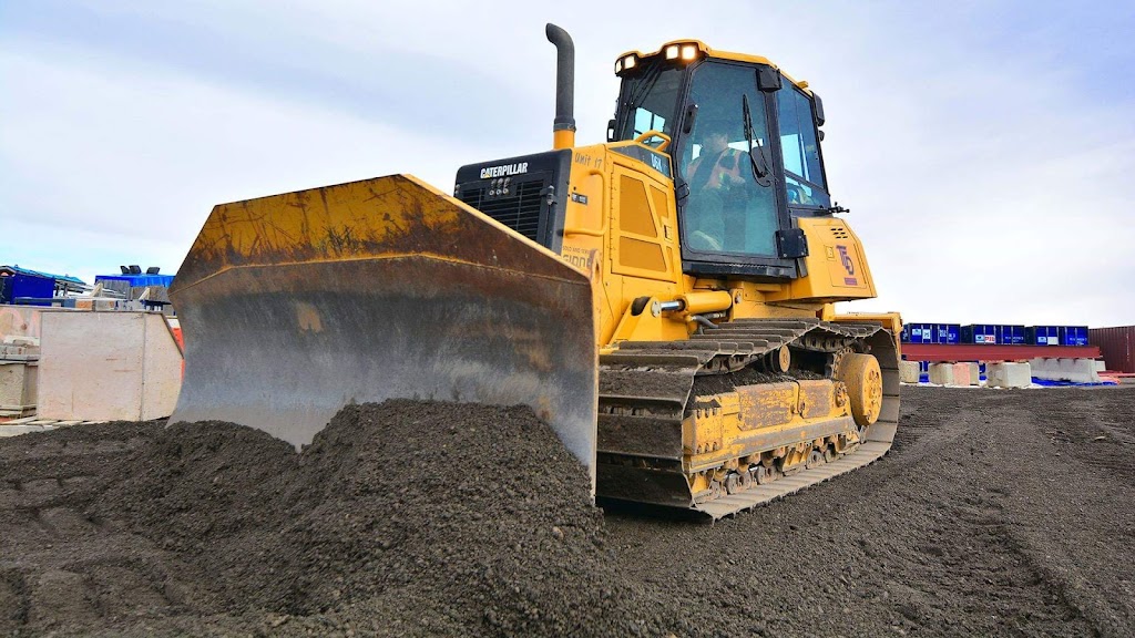 Titan Contracting and Demolition Ltd. | 262111 Balzac Blvd, Balzac, AB T4B 2T3, Canada | Phone: (403) 265-3081