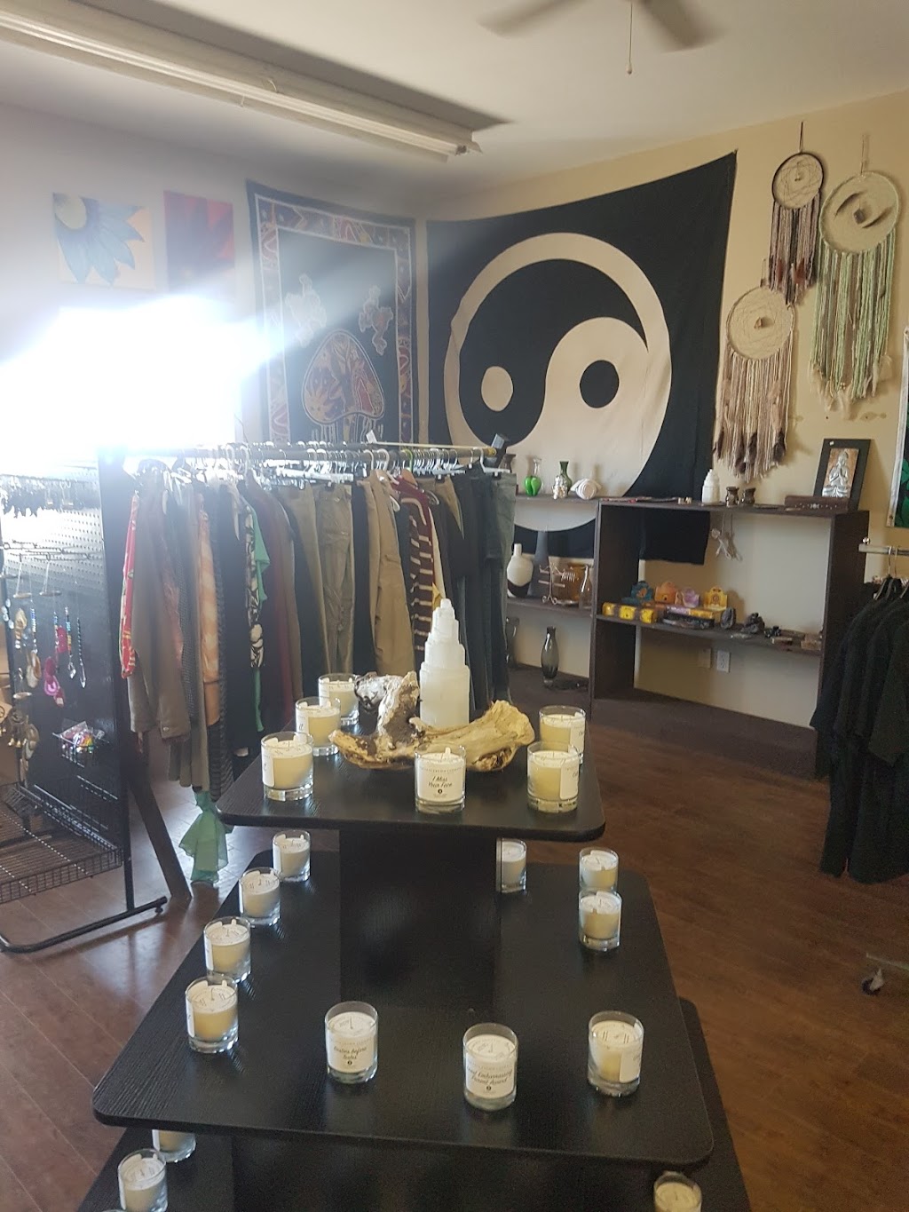 A&J Unique Boutique | 81 Golden Grove Rd, Saint John, NB E2H 1W6, Canada | Phone: (506) 674-2321