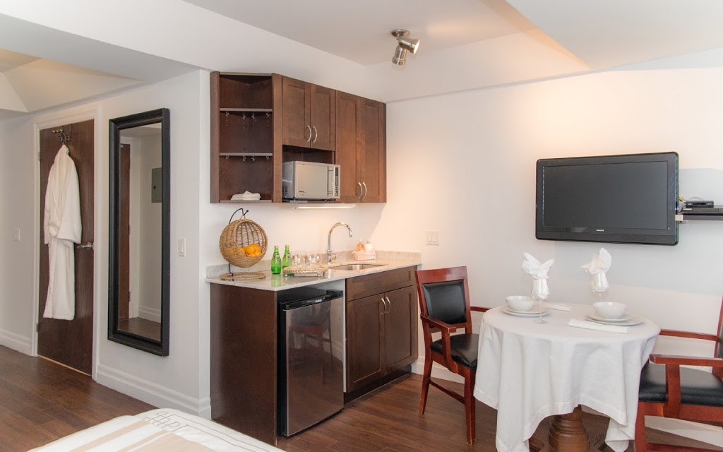 Embassy West Senior Living | 1400 Carling Ave, Ottawa, ON K1Z 7L8, Canada | Phone: (613) 729-4321