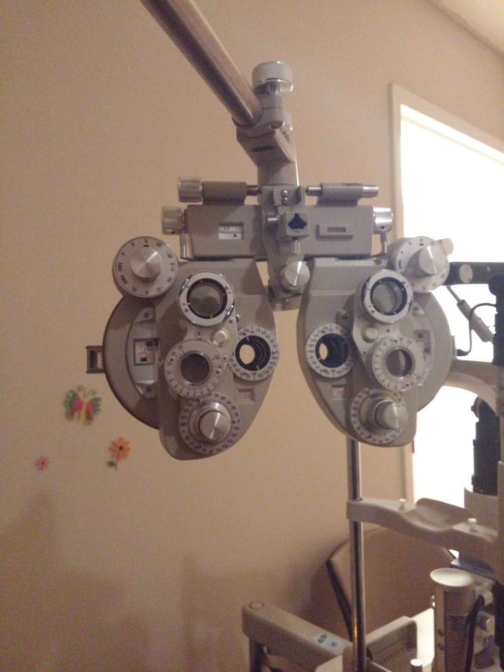Dr. Janelle Kings Optometric Clinic | 110 Place dOrléans Dr #2160, Orléans, ON K1C 2L9, Canada | Phone: (613) 841-2324