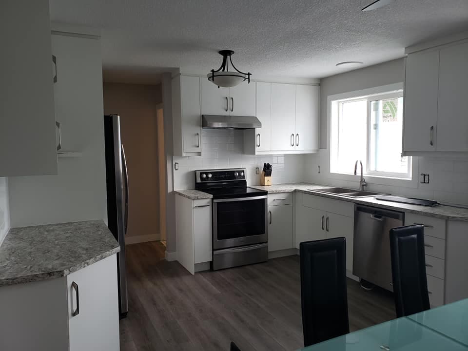 Home Run Construction | 2 Aspen Wood Estates, Ardrossan, AB T8E 2M3, Canada | Phone: (780) 499-8714
