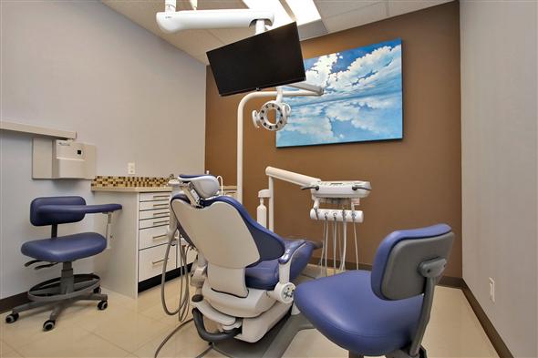 KARAS DENTAL CLINIC | 308 Guelph St, Georgetown, ON L7G 4B1, Canada | Phone: (905) 702-9700