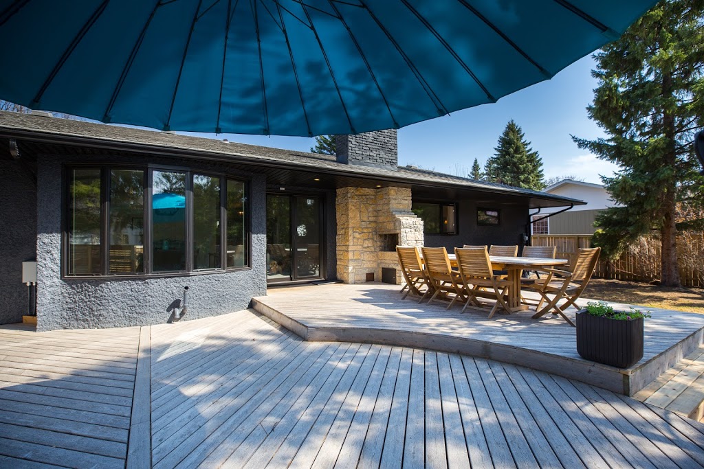 Jen Sangster | 1450 Corydon Ave #3, Winnipeg, MB R3N 0J3, Canada | Phone: (204) 989-5000