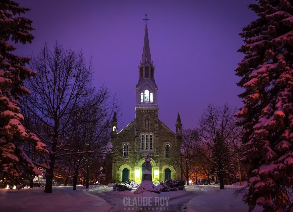Paroisse Catholique Saint-Joseph-de-Chambly | 164 Rue Martel, Chambly, QC J3L 1V4, Canada | Phone: (450) 658-8111