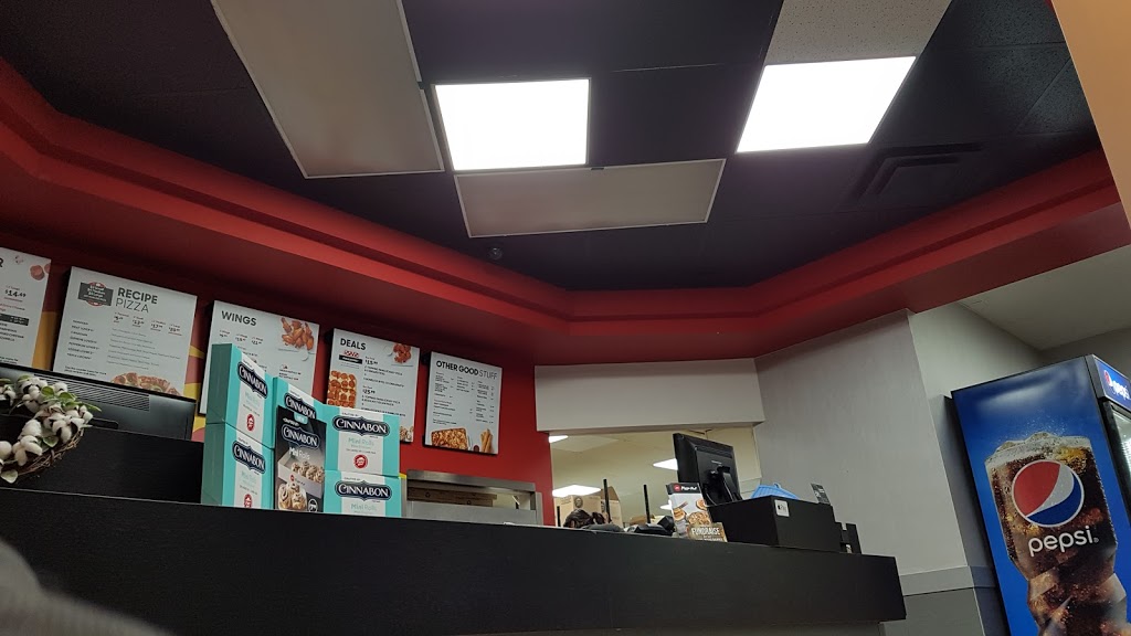 Pizza Hut | 1925 Portage Ave, Winnipeg, MB R3J 0J5, Canada | Phone: (204) 953-4154