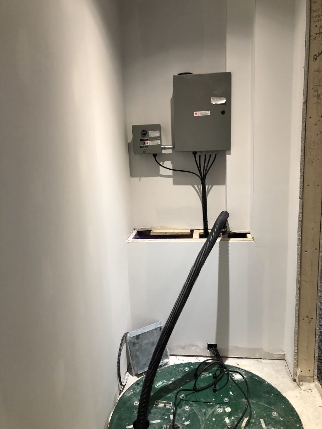 PAN-ELECTRIC SOLUTIONS INC | 60 Gowan Ave, East York, ON M4K 3X9, Canada | Phone: (647) 771-9819