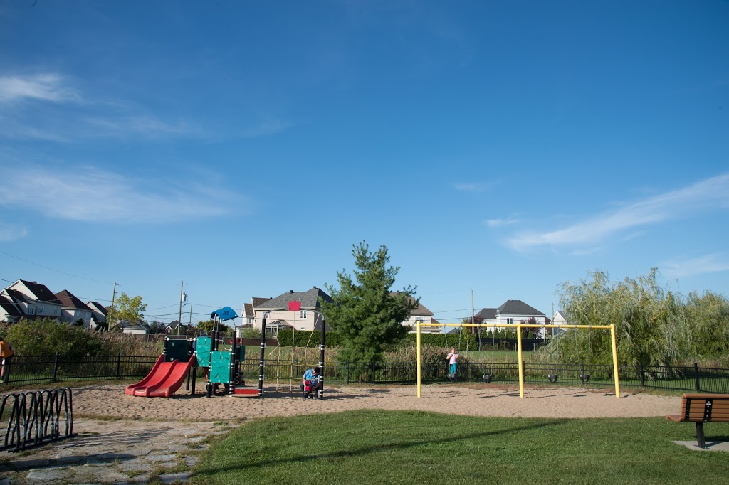 Parc du Ruisseau | 369 Avenue de lÉtang, Mascouche, QC J7K 0B8, Canada | Phone: (450) 474-4133