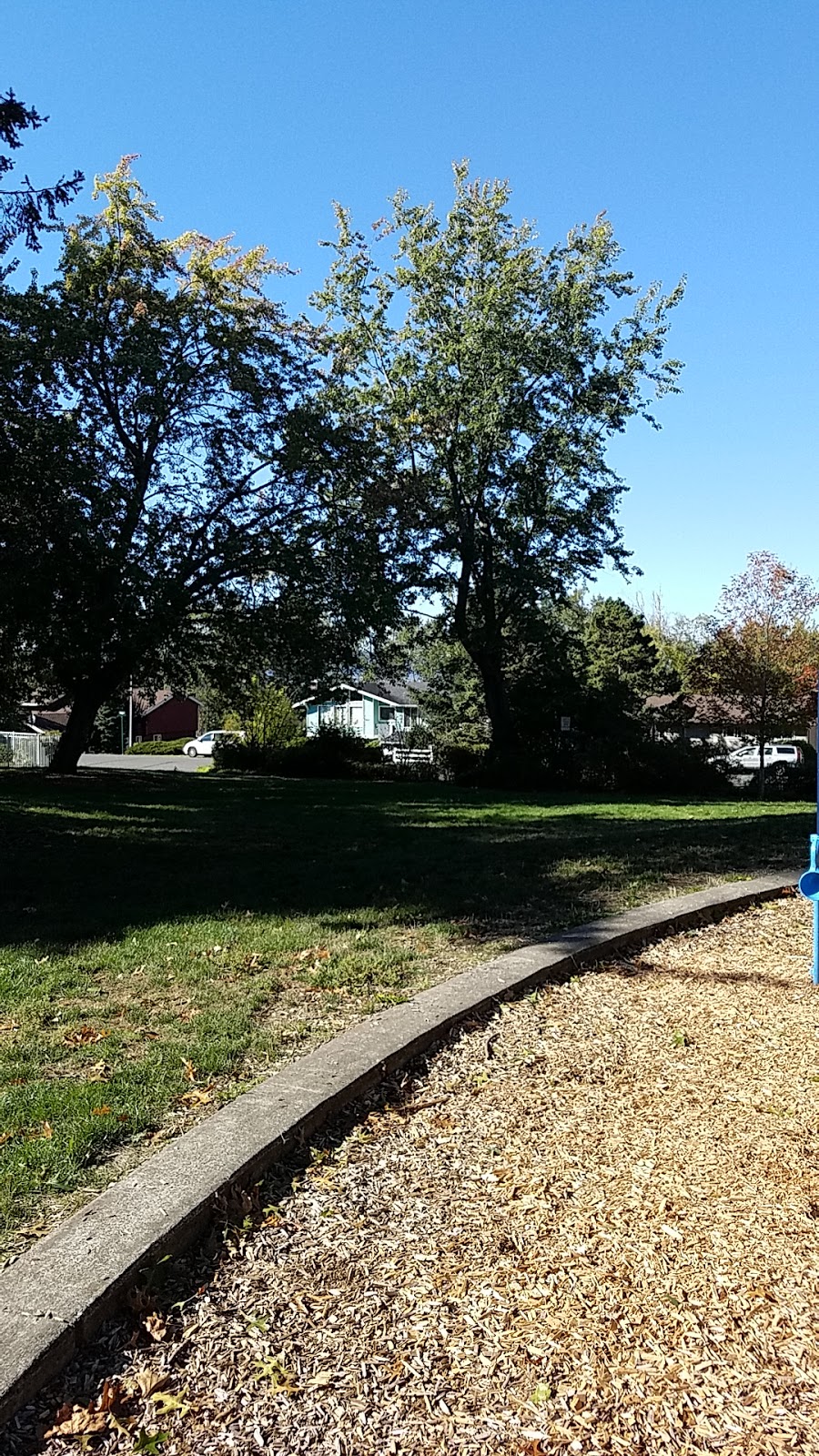 Highland Heights Park | Vining St, Bellingham, WA 98226, USA | Phone: (360) 778-8000