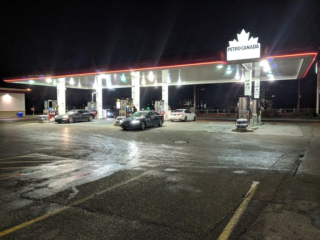 Petro-Canada | 8727 Dufferin St, Thornhill, ON L4J 0A4, Canada | Phone: (905) 882-1742