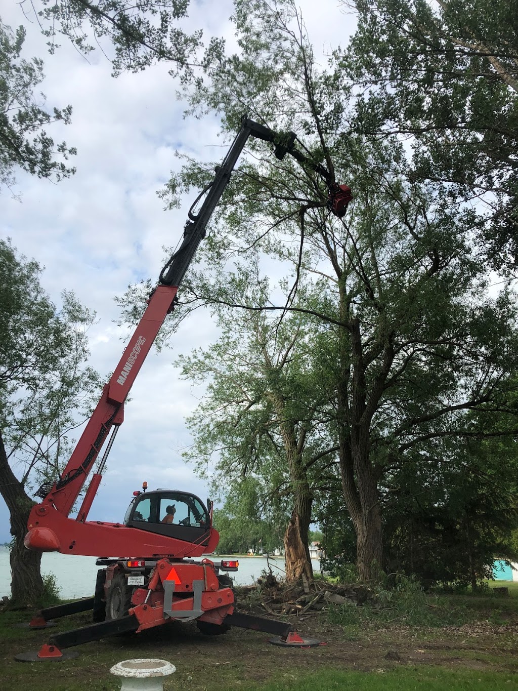 Glengarry Tree Service | 21601 Concession Rd 2, Bainsville, ON K0C 1E0, Canada | Phone: (613) 347-2303
