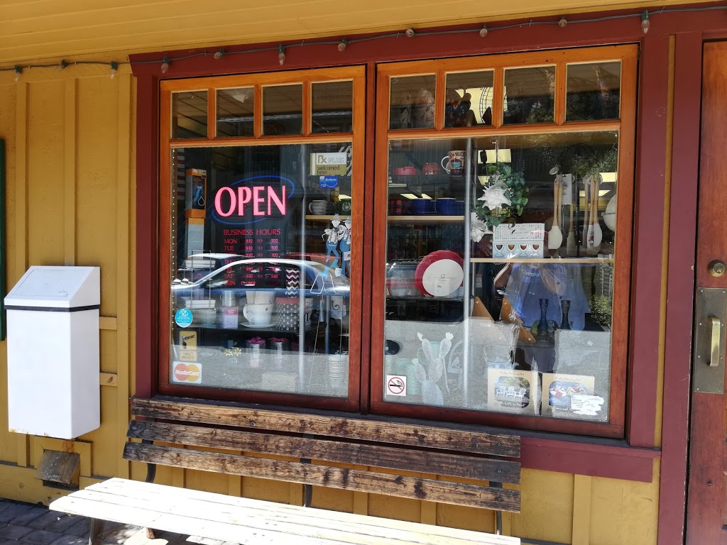 Cates Pharmacy | 203 - 495 Bowen Island Trunk Rd RR#1, Bowen Island, BC V0N 1G0, Canada | Phone: (604) 947-0766