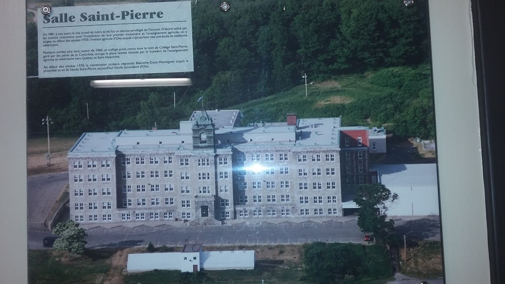 School Secondary Doka | 1700 Chemin dOka, Oka, QC J0N 1E0, Canada | Phone: (450) 491-8410