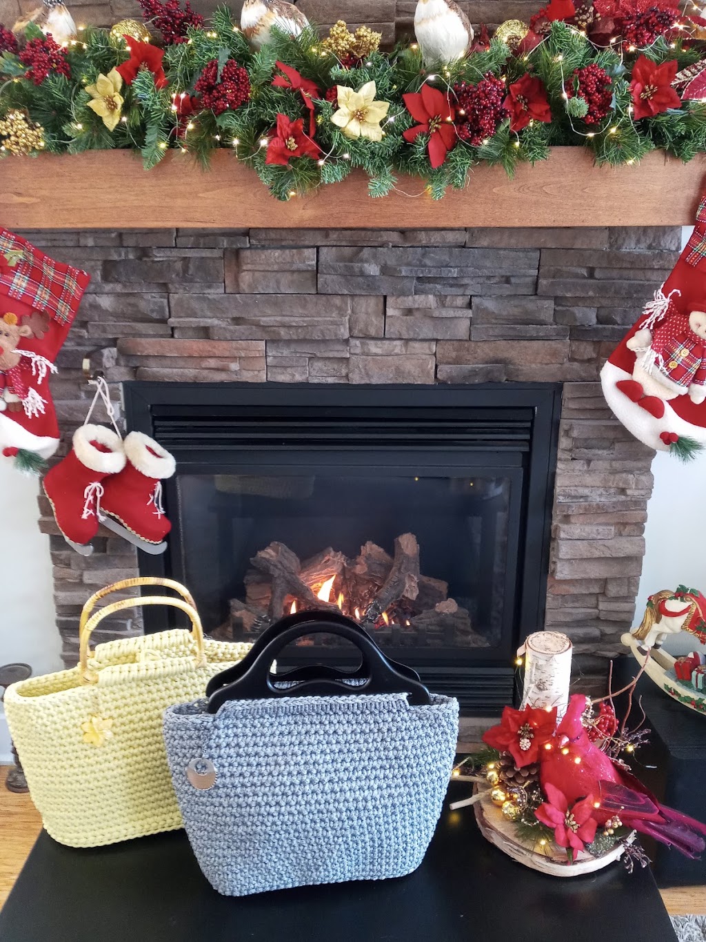 Louise Paradis Artisanat | 17847 Rue du Grand Prix, Mirabel, QC J7J 2B3, Canada | Phone: (450) 951-8355