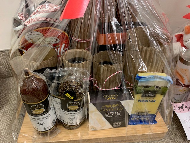 Yorkvilles Gift Baskets Canada | 130 Sparks Ave, North York, ON M2H 2C4, Canada | Phone: (800) 813-1596