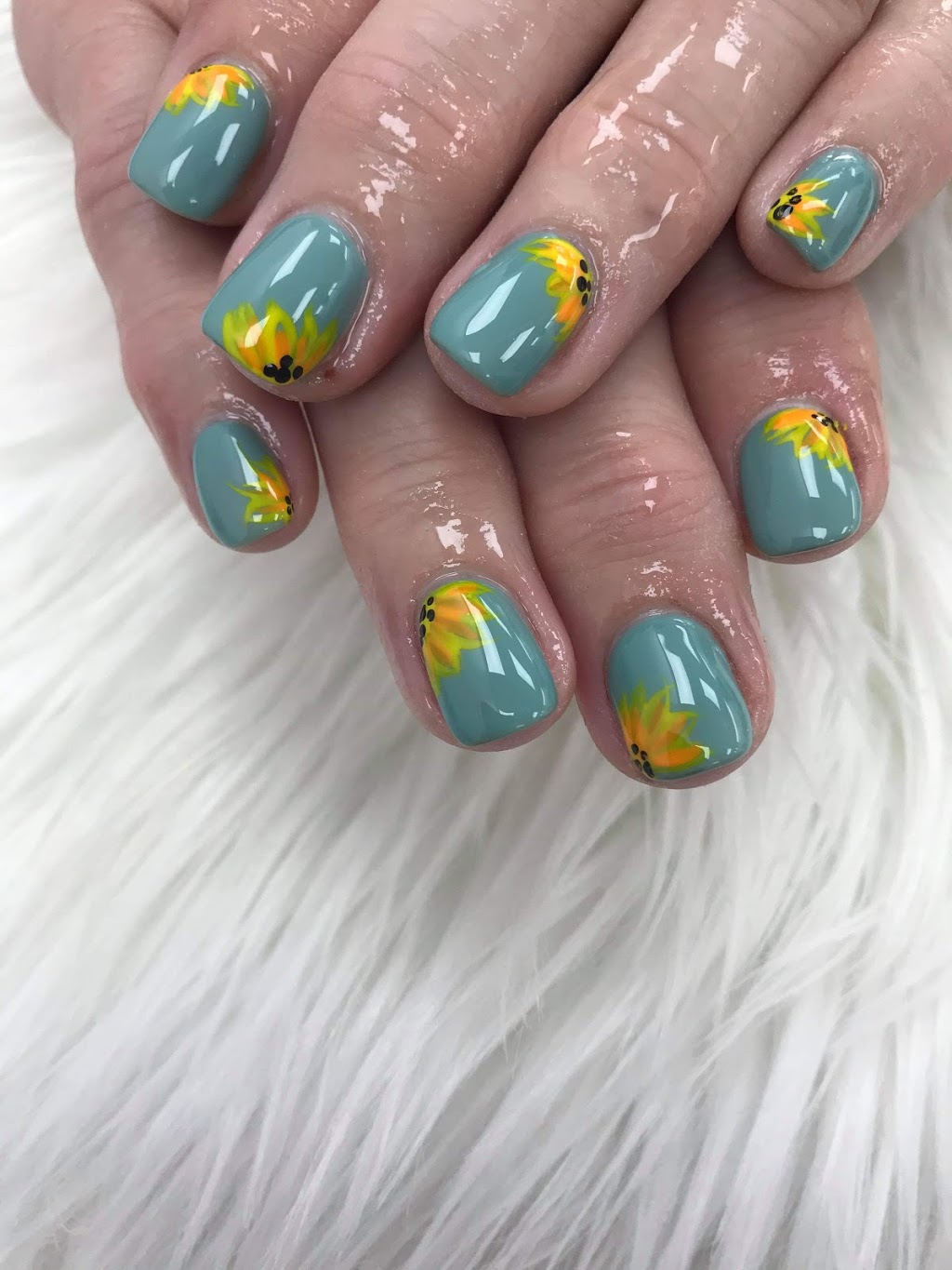 LE NAILS | 224 Glenridge Ave Unit 7, St. Catharines, ON L2T 3J9, Canada | Phone: (905) 684-0460