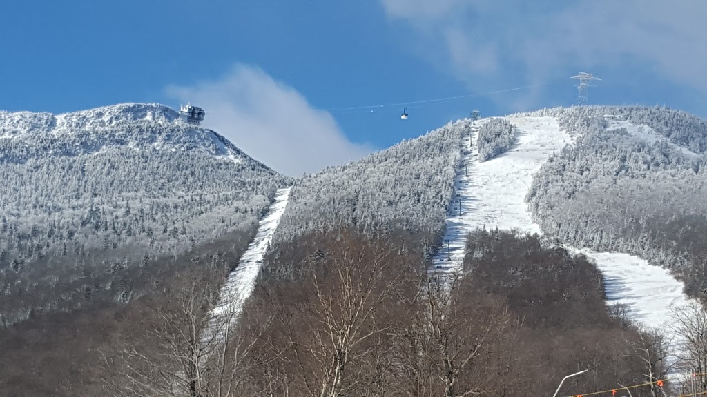 Jay Peak Stateside Hotel and Base Lodge | 830 Jay Peak Rd, Jay, VT 05859, USA | Phone: (802) 988-2752