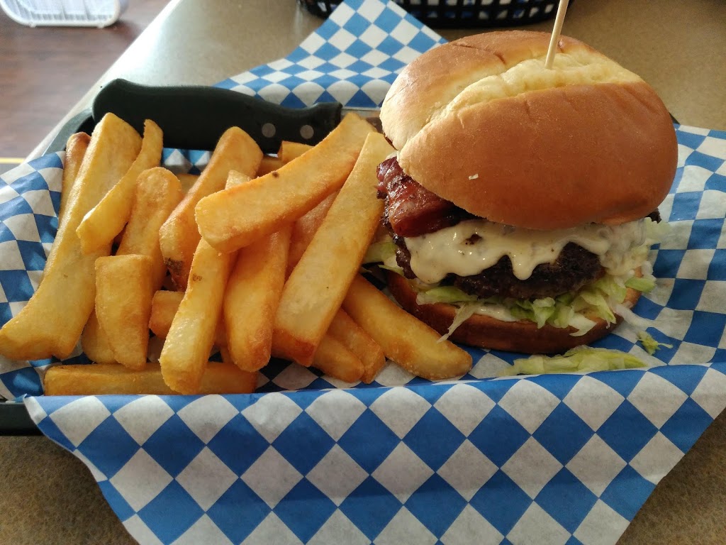 Lizzies Café | 1700 Peace Portal Dr, Blaine, WA 98230, USA | Phone: (360) 332-9400